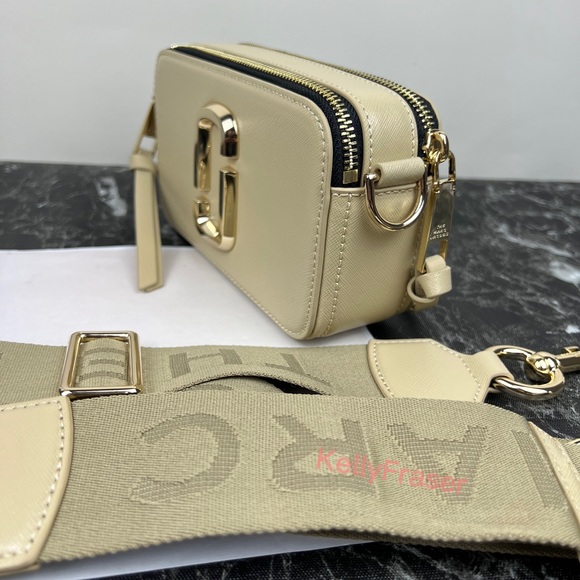 NWOT MARC JACOBS the snapshot shoulder bag - Picture 8 of 11